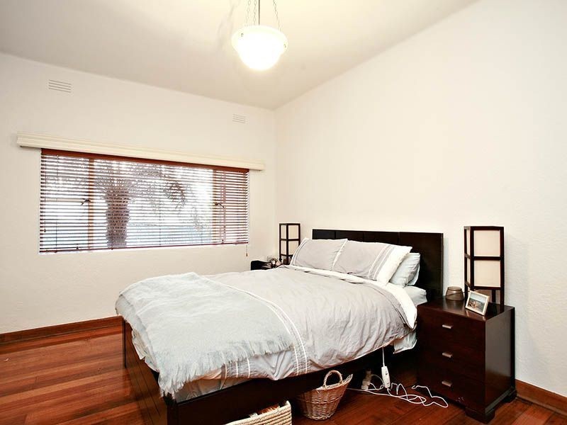 2/10A Mitford Street, St Kilda VIC 3182