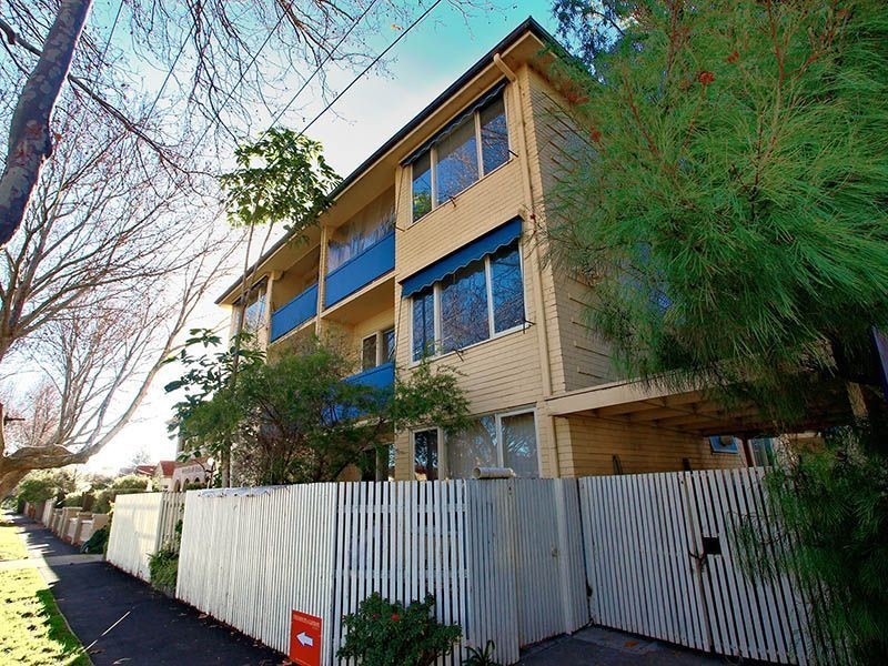4/30 Shelley Street, Elwood VIC 3184