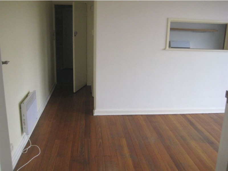 23/233 Canterbury Road, St Kilda VIC 3182