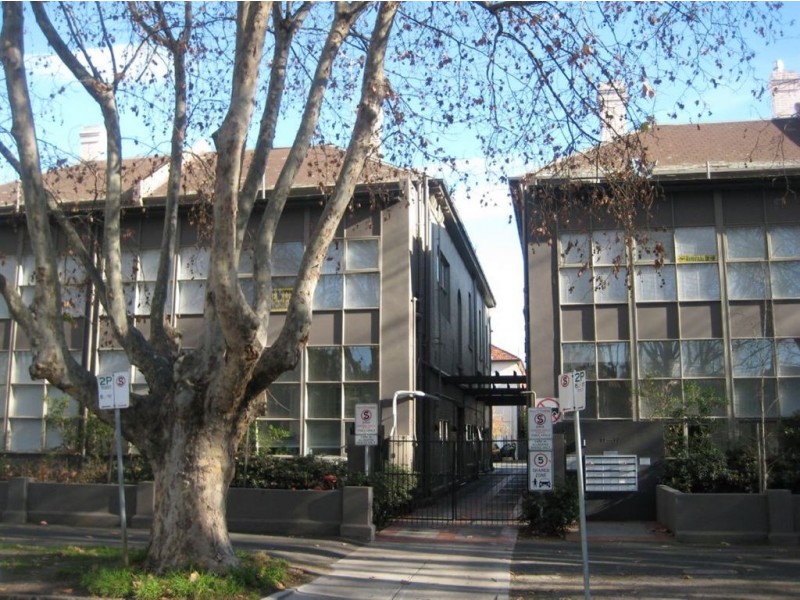 19/11-17 Park Street, St Kilda VIC 3182