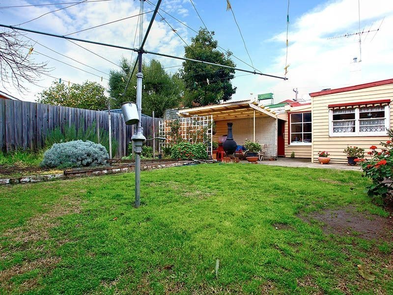 36 Blanche Street, St Kilda VIC 3182