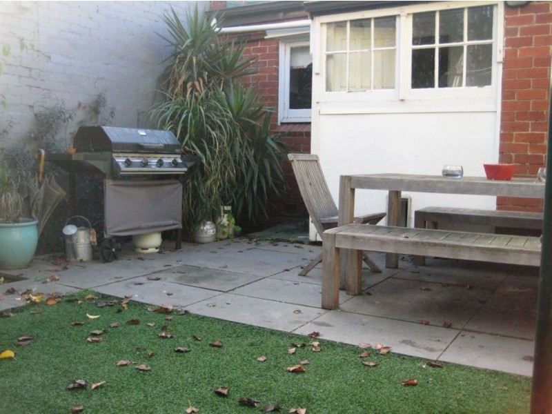 39 Sebastopol Street, St Kilda East VIC 3183