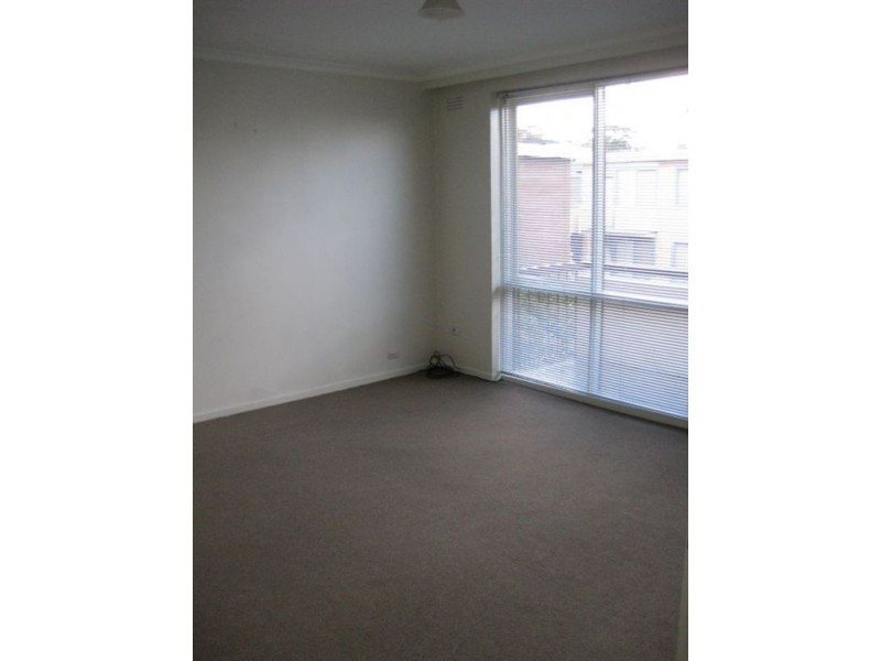 10/14 Mitford Street, St Kilda VIC 3182