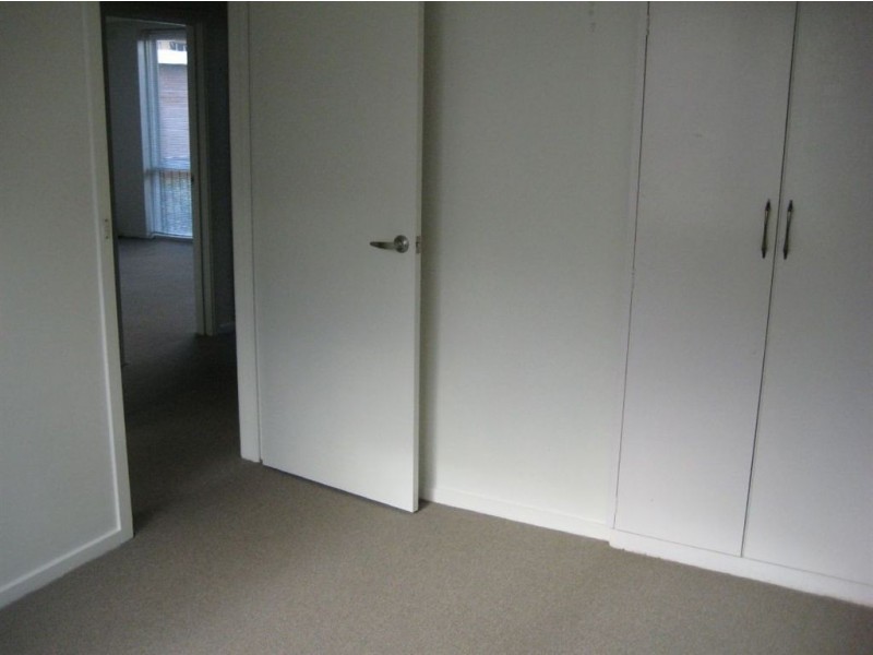 10/14 Mitford Street, St Kilda VIC 3182