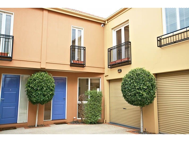 25C Thackeray Street, Elwood VIC 3184