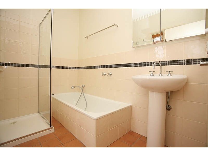 25C Thackeray Street, Elwood VIC 3184