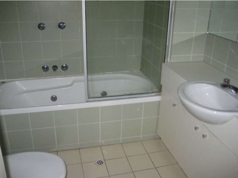 22/12 Acland Street, St Kilda VIC 3182