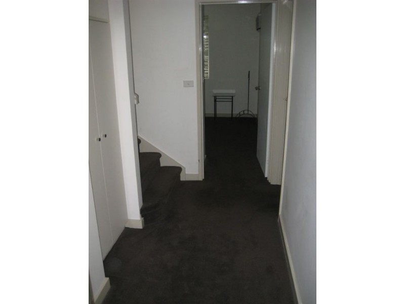 22/12 Acland Street, St Kilda VIC 3182