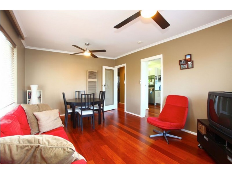 8/10 Dickens Street, Elwood VIC 3184