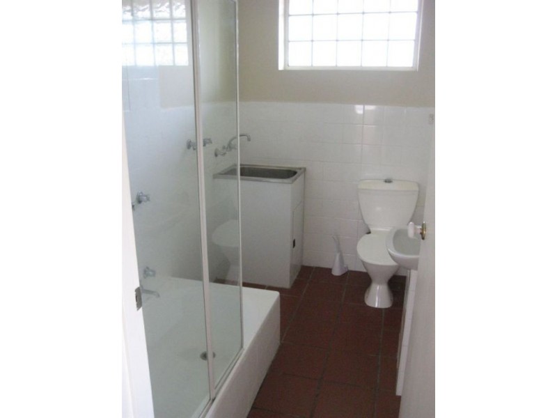 2/57 Foam Street, Elwood VIC 3184