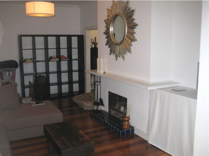 2/12 Neptune Street, St Kilda VIC 3182