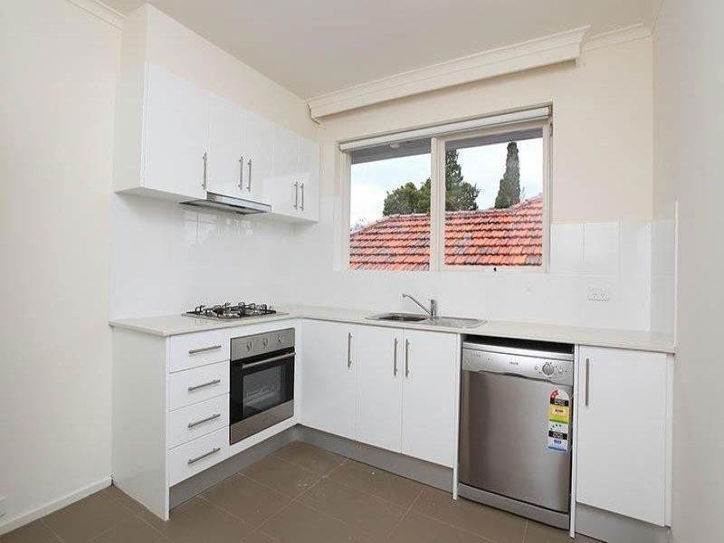4/19 Trevascus Street, Caulfield South VIC 3162