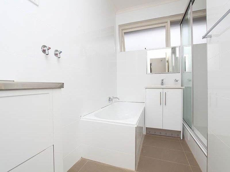 8/19 Trevascus Street, Caulfield South VIC 3162