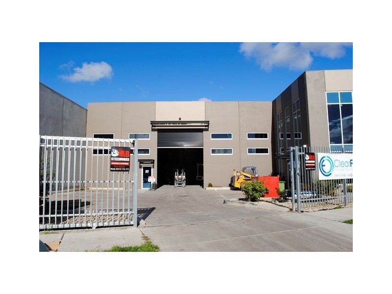 7 West Court, Coolaroo VIC 3048