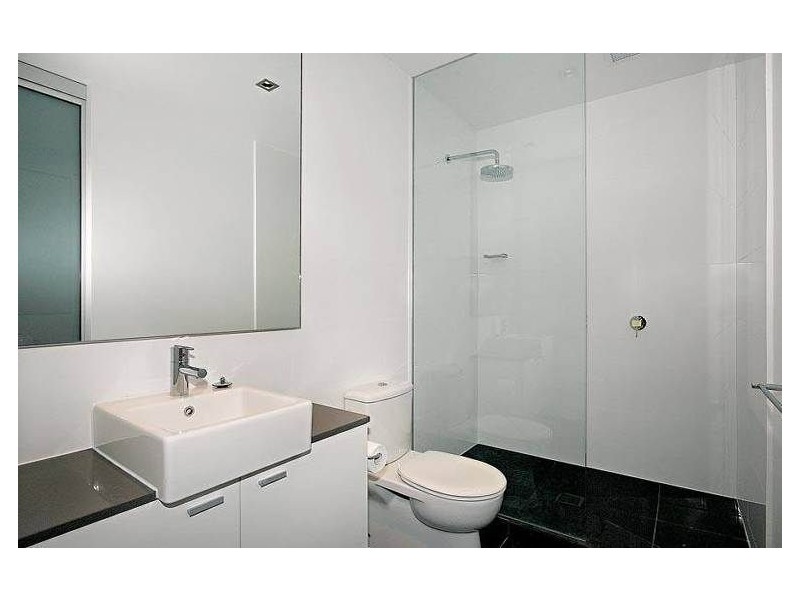 10/17 Robe Street, St Kilda VIC 3182