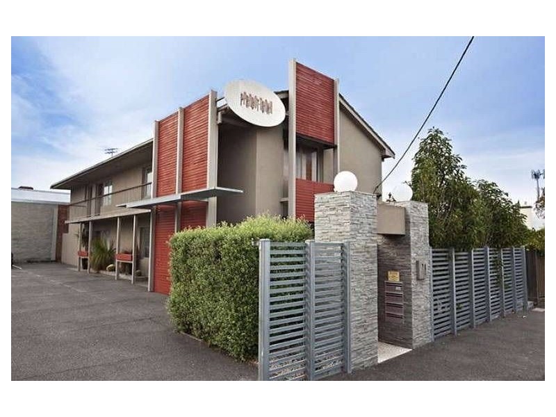 2/24 Prentice Street, St Kilda East VIC 3183