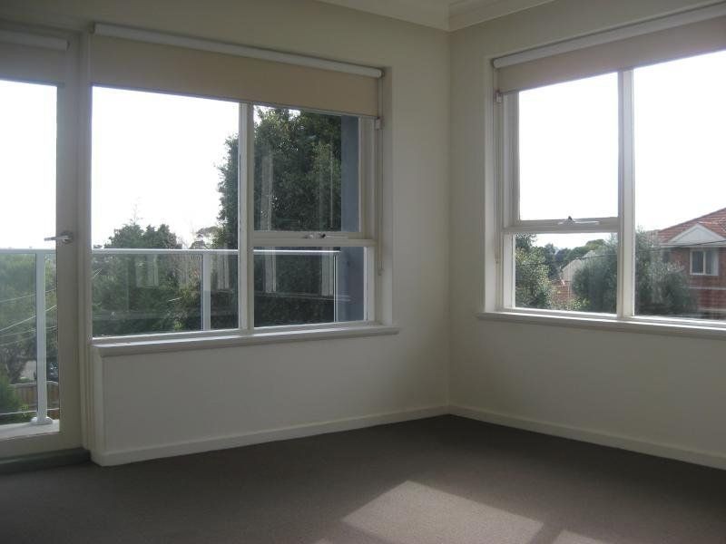 6/19 Trevascus Street, Caulfield South VIC 3162