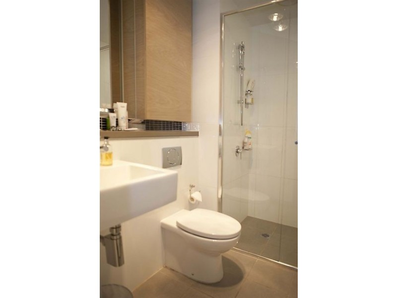 202/135 Inkerman Street, St Kilda VIC 3182