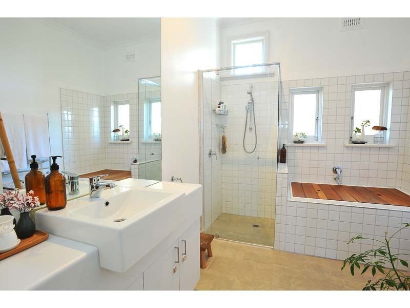 2/32 Burnett Street, St Kilda VIC 3182