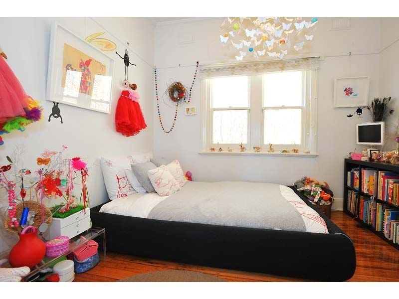 2/32 Burnett Street, St Kilda VIC 3182