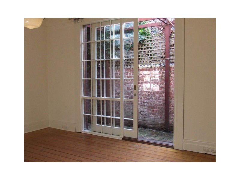 5 Park Street, St Kilda West VIC 3182