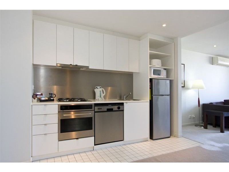 1011/8 Dorcas Street, South Melbourne VIC 3205