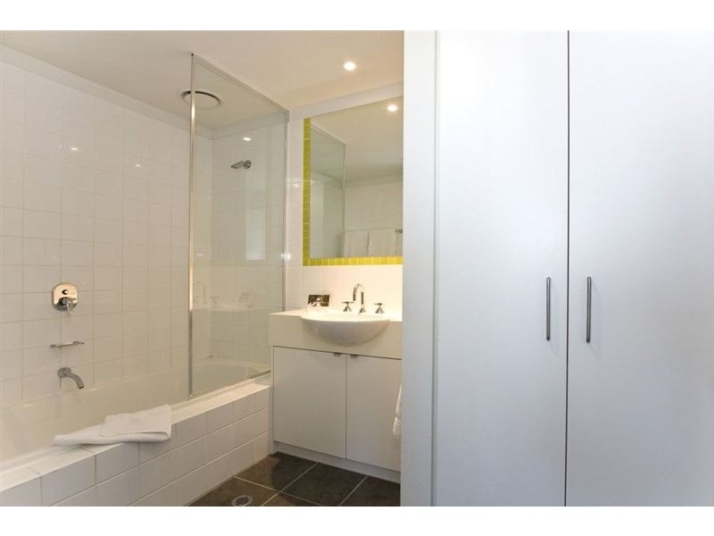 1011/8 Dorcas Street, South Melbourne VIC 3205
