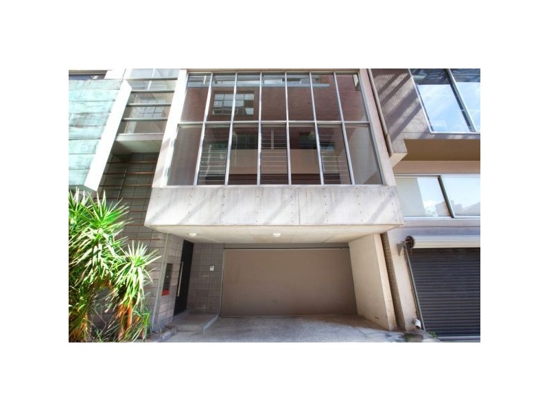 1 Mirka Lane, St Kilda VIC 3182