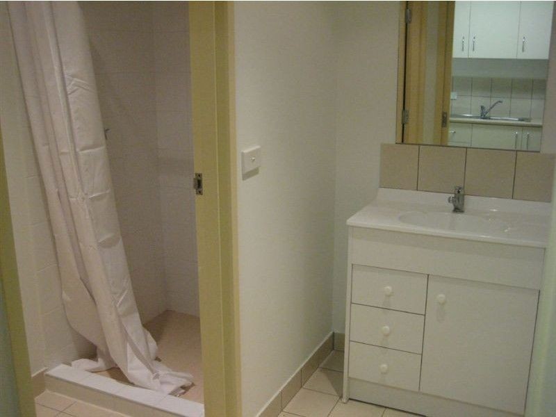 1/241 Swan Street, Richmond VIC 3121