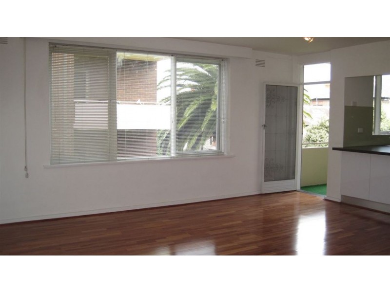 15/1 The Esplanade, St Kilda VIC 3182
