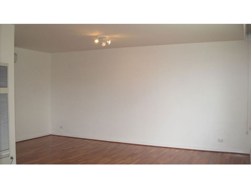 15/1 The Esplanade, St Kilda VIC 3182