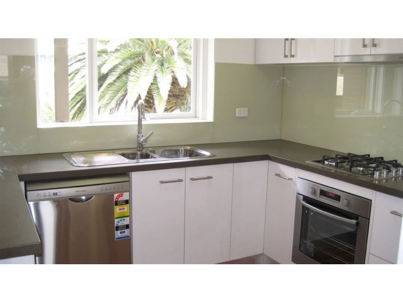 15/1 The Esplanade, St Kilda VIC 3182