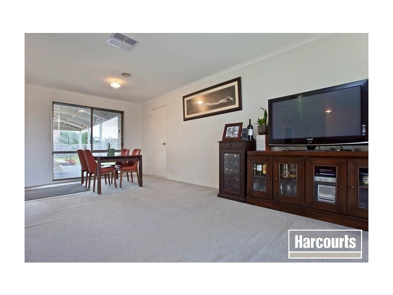 24 Lantons Way, Hastings VIC 3915