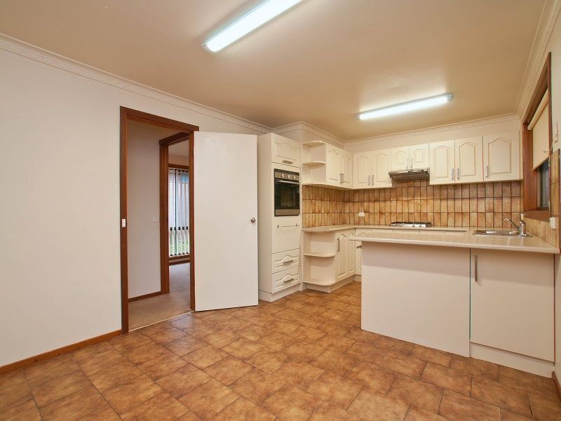 2/32 Petrie Street, Frankston VIC 3199