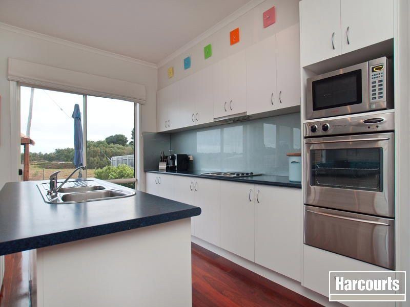 6 Stilt Close, Blind Bight VIC 3980