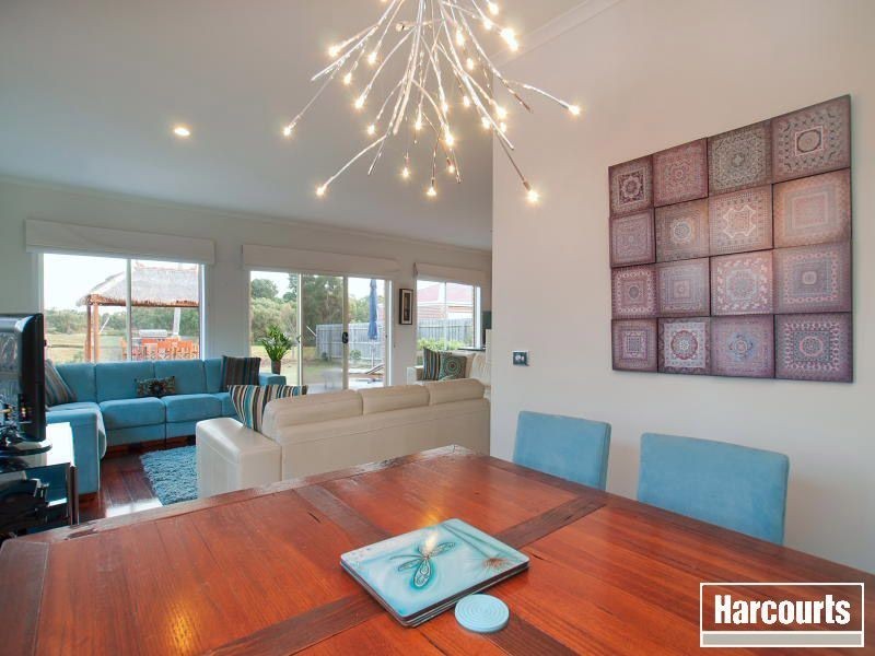 6 Stilt Close, Blind Bight VIC 3980