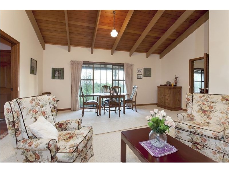 84 Beach Hill Avenue, Somers VIC 3927