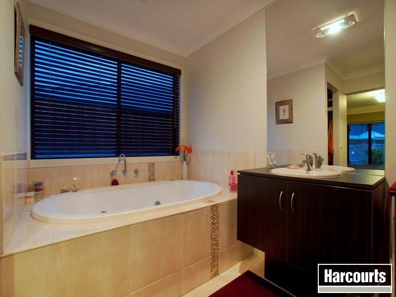 4 Orchard Grove, Tyabb VIC 3913