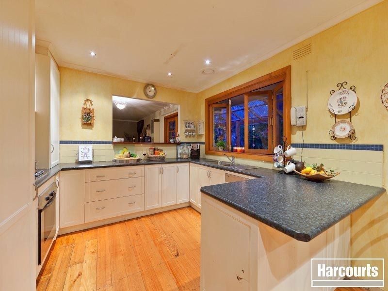 16 McComb Boulevard, Frankston South VIC 3199