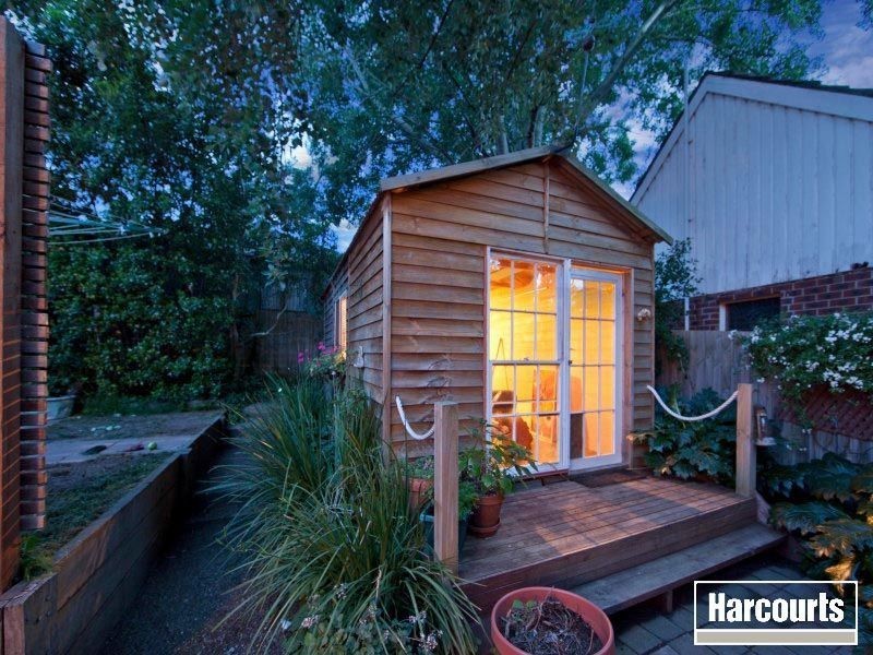 16 McComb Boulevard, Frankston South VIC 3199