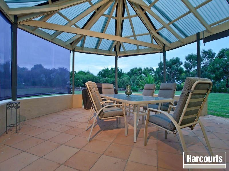 11 Bayview Country Lane, Bittern VIC 3918