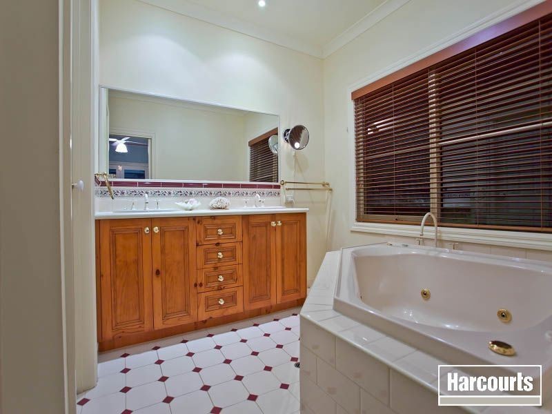 11 Bayview Country Lane, Bittern VIC 3918
