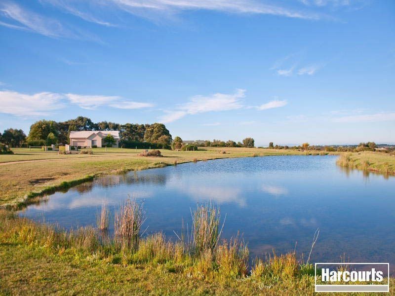 8 Sandstone Island Circle, Bittern VIC 3918