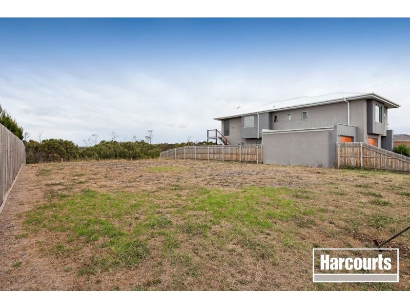 52 Warranqite Cres, Hastings VIC 3915