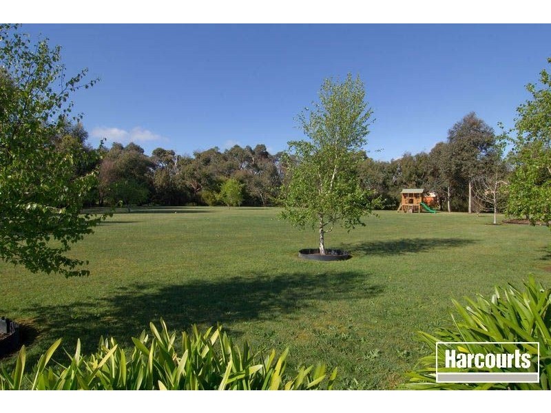 13 Sandstone Island Circle, Bittern VIC 3918