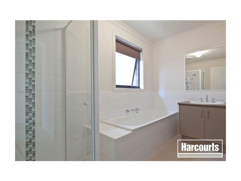 10/10 Kingfisher Court, Hastings VIC 3915