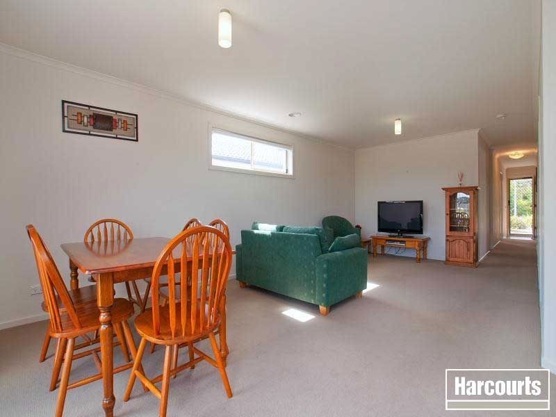 2/20 Banksia Crescent, Tyabb VIC 3913