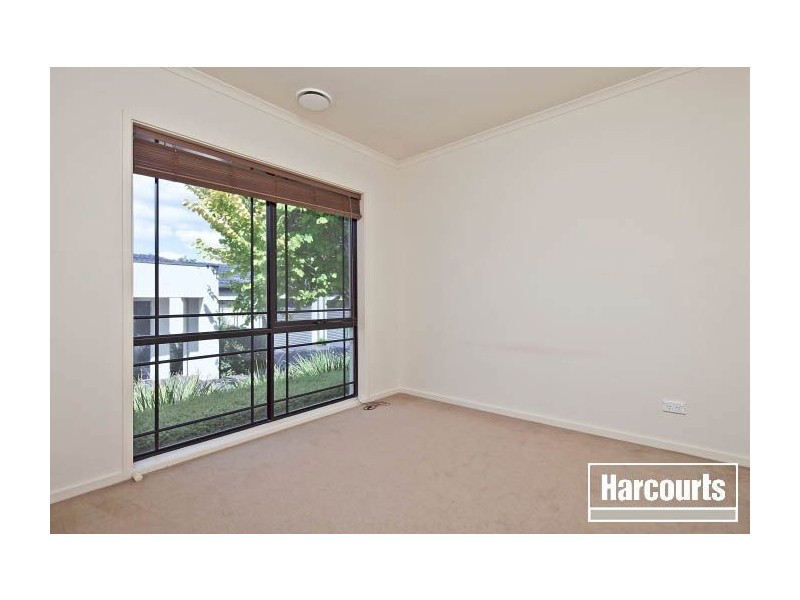 2/17 Douglas Street, Hastings VIC 3915