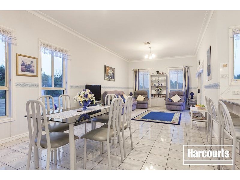 9 Cedar Rose Terrace, Bittern VIC 3918