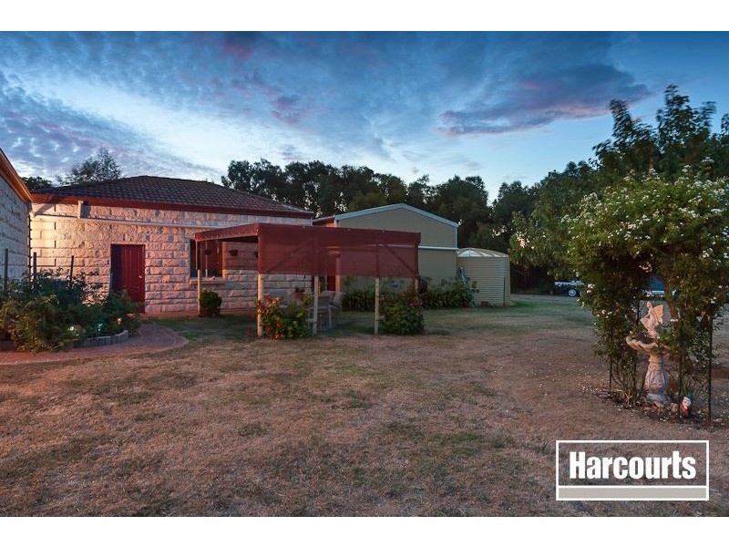 9 Cedar Rose Terrace, Bittern VIC 3918